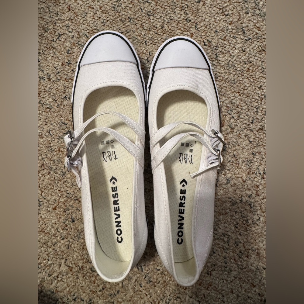 NWOT Converse Chuck Taylor All Star Dainty Mary Jane size 10.5 White